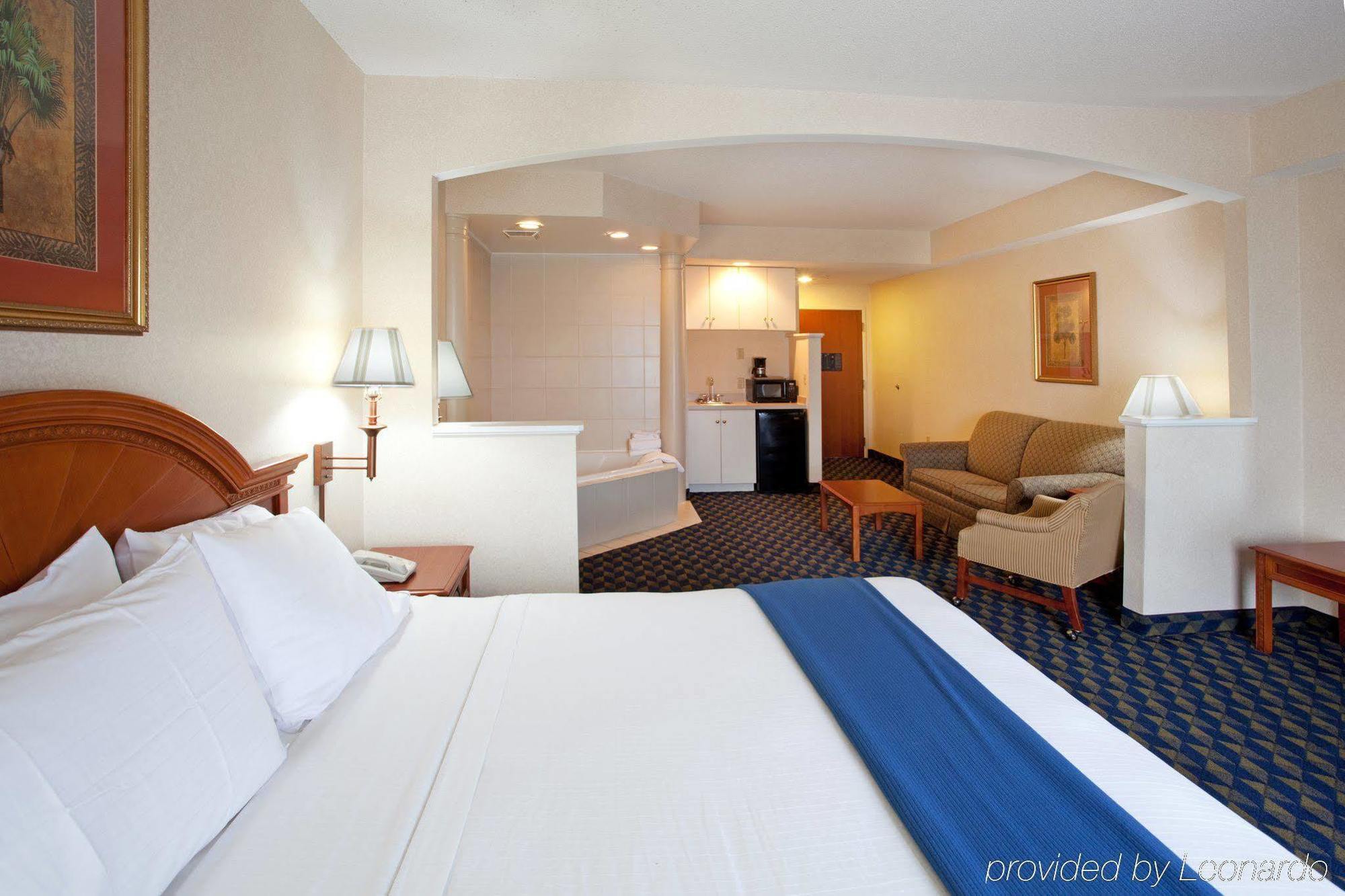 Holiday Inn Express & Suites Orangeburg By Ihg Exteriér fotografie